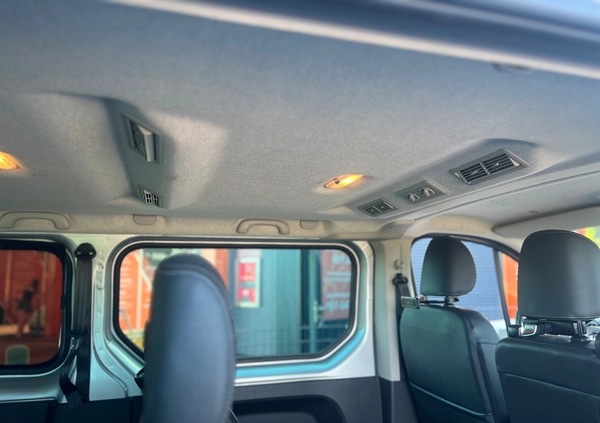 Renault Trafic cena 115600 przebieg: 107000, rok produkcji 2019 z Kałuszyn małe 121